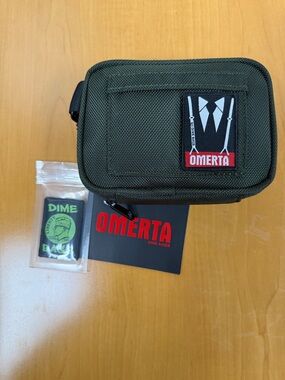 Dime Bags 7in Omerta Green Small Smell Proof Zip Clutch Wrist Strap